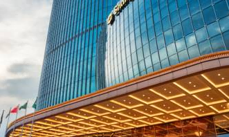 Shangri-La Hotel